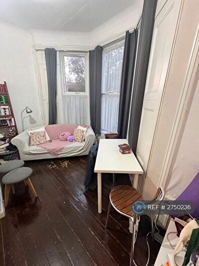 1 Bedroom Flat To Rent In Gloucester Drive, London, N4