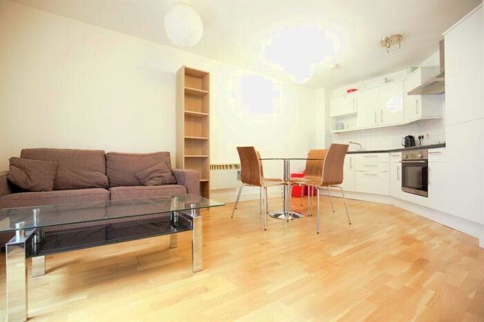 1 Bedroom Flat To Rent In Bellevue Court A, High Road, London, N22