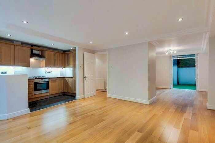 2 Bedroom Apartment To Rent In Belgrave Gardens, St Johns Wood, NW8