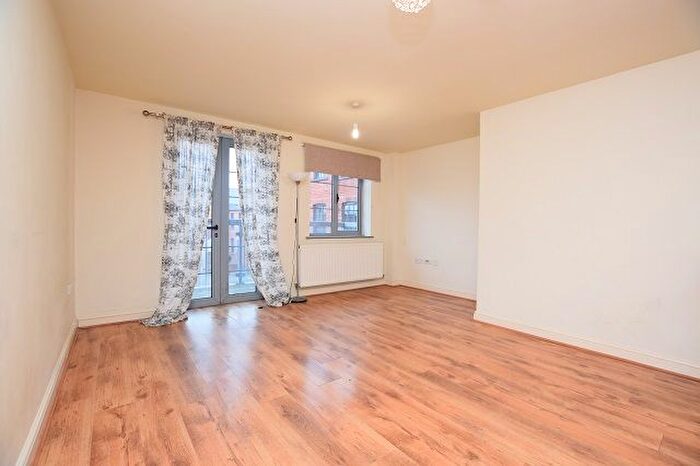 Studio To Rent In White Croft Works, Sheffield, S3