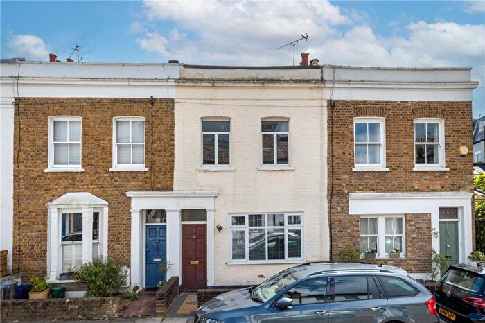 3 Bedroom Terraced House For Sale In Eleanor Grove, Barnes, SW13