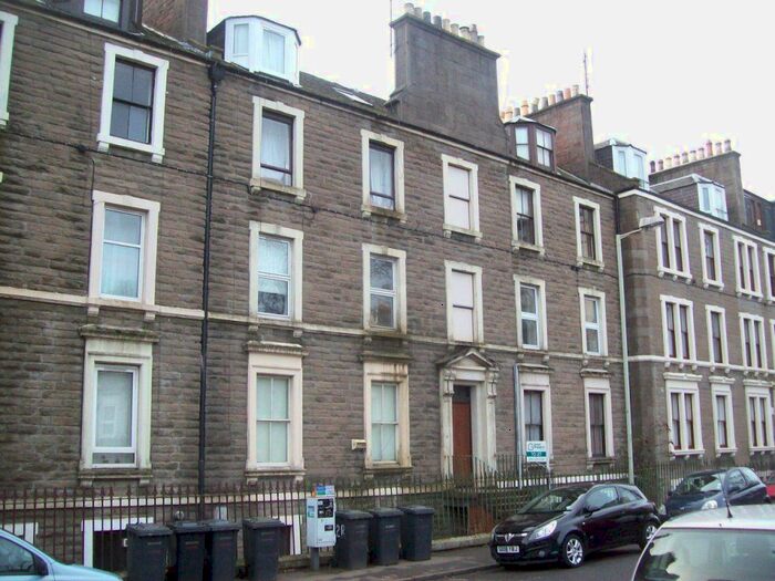 5 Bedroom Maisonette To Rent In Dudhope Street, Dundee, DD1