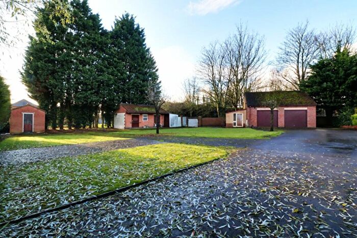 4 Bedroom Land For Sale In Wharf Road, Ealand, DN17