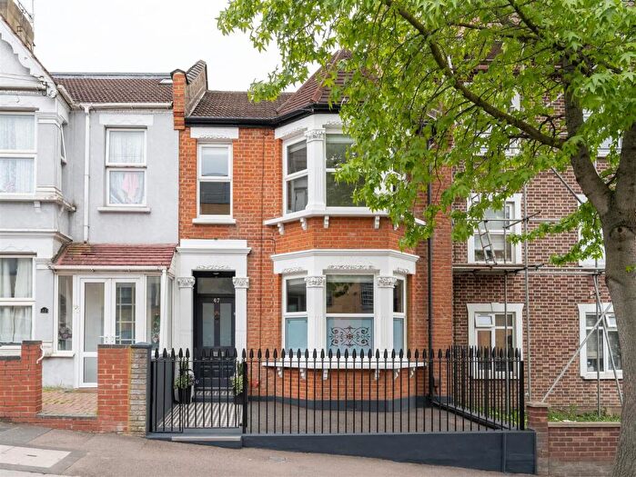 4 Bedroom House For Sale In Falmer Road, Walthamstow, E17