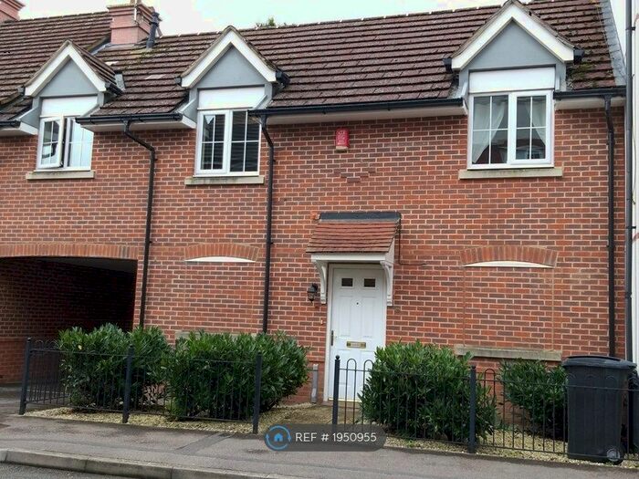 2 Bedroom Terraced House To Rent In Elvetham Rise, Basingstoke, RG24