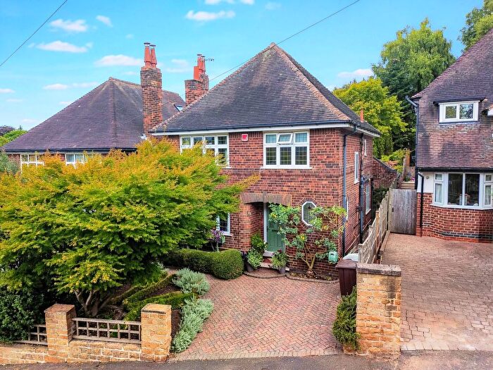3 Bedroom Detached House For Sale In Carisbrooke Avenue, Mapperley Park, Nottingham, NG3