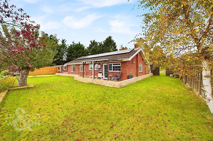 3 Bedroom Detached Bungalow For Sale In Smallworth, Garboldisham, Diss, IP22