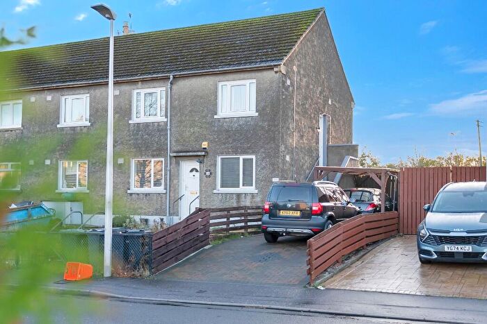 4 Bedroom Flat For Sale In Wester Drylaw Drive, Edinburgh, EH4