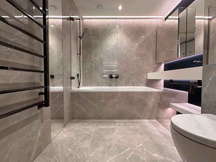 1 Bedroom Flat To Rent In Cascade Way, London, W12