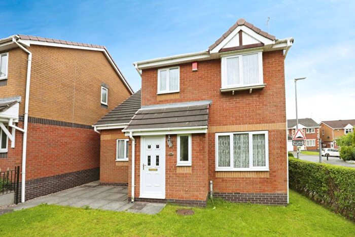 3 Bedroom Detached House For Sale In Leek New Road, Sneyd Green, Stoke-on-trent, ST1