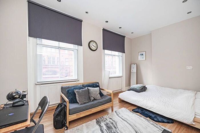 Studio To Rent In City Road, Old Street, EC1V