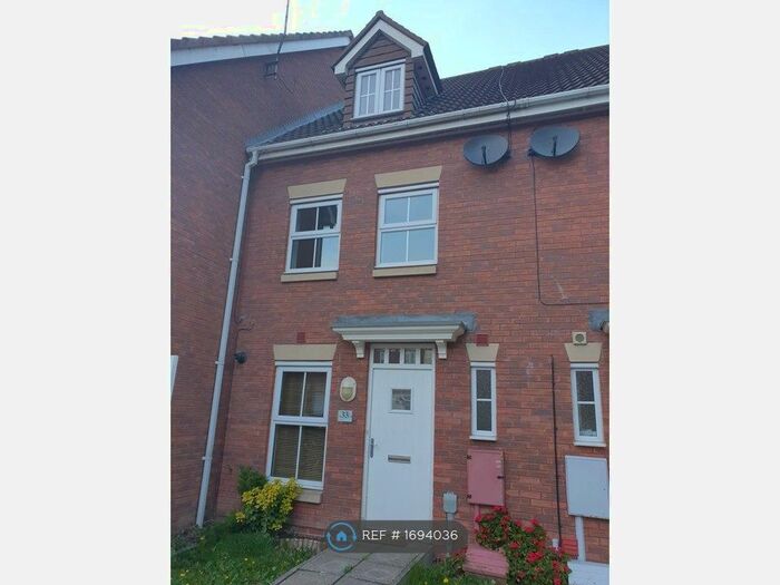 3 Bedroom Terraced House To Rent In Selset Way, Hull, HU7