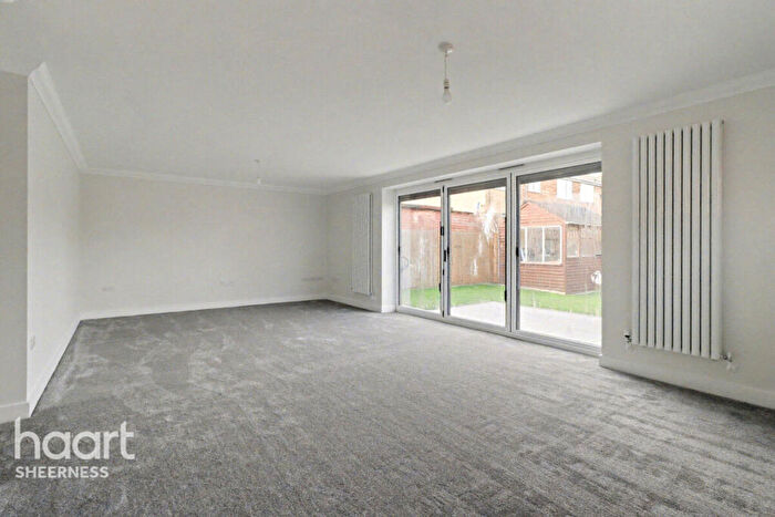 3 Bedroom Detached House For Sale In Barton Hill Drive, Minster, ME12