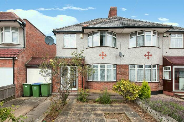4 Bedroom House To Rent In Latham Road, Bexleyheath, DA6
