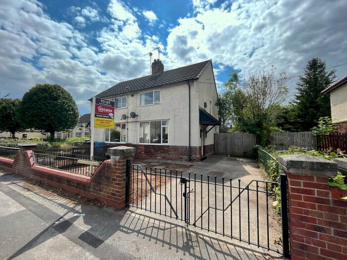 2 Bedroom Semi-Detached House To Rent In Nd Avenue, Hull, HU6