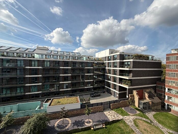 1 Bedroom Flat To Rent In Nightingale Lane, London, SW4