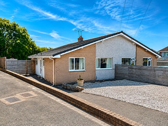 3 Bedroom Semi-Detached Bungalow For Sale In Pendyffryn, Llandudno Junction, LL31