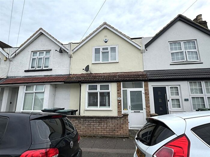 2 Bedroom Terraced House To Rent In Burnaby Road, Northfleet, Gravesend, DA11