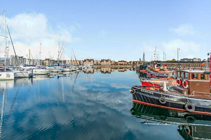 1 Bedroom Flat To Rent In Chatham Quays Dock Head Road, Chatham, Kent, ME4