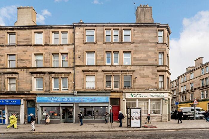 2 Bedroom Flat To Rent In Leith Walk, Edinburgh, EH6