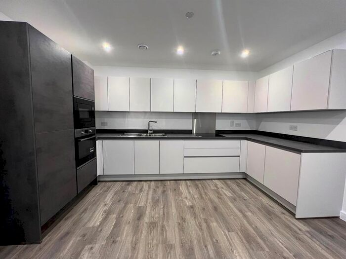 1 Bedroom Flat To Rent In Sidon Apartments, Acton Gardens, W3