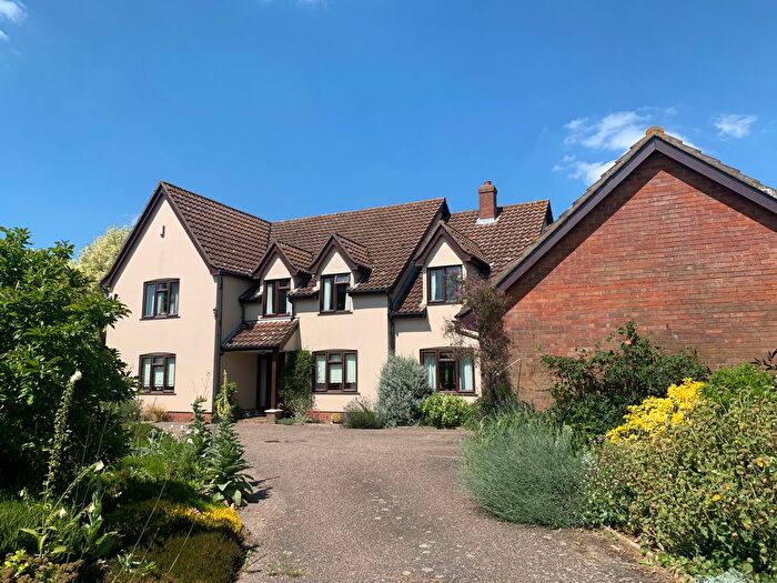5 Bedroom Farmhouse For Sale In Bures, CO8
