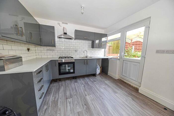 3 Bedroom Terraced House To Rent In Harleston Road, Wymering, PO6