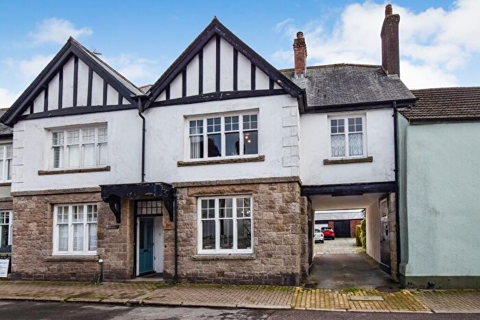 3 Bedroom House For Sale In Fore Street, Winkleigh, Devon, EX19