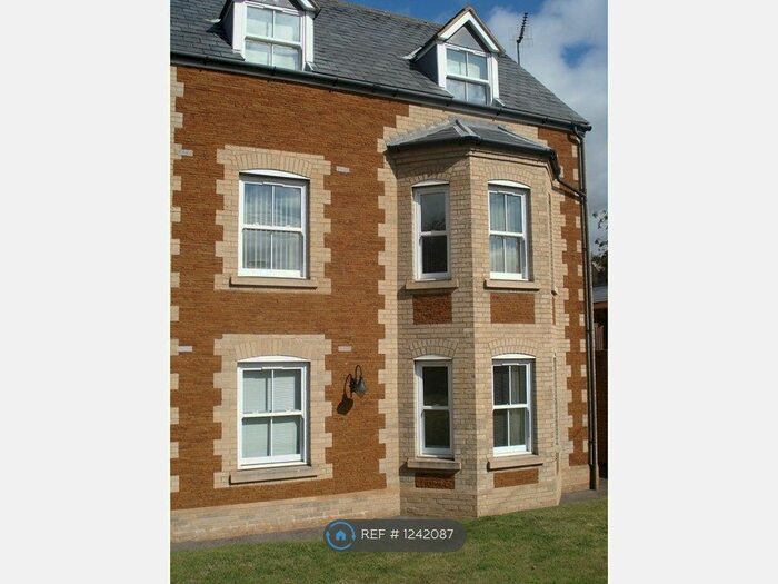 2 Bedroom Flat To Rent In Howdale Road, Downham Market PE38