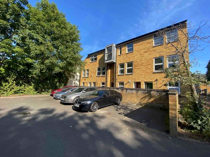2 Bedroom Maisonette To Rent In Holm Oak Close, London, SW15