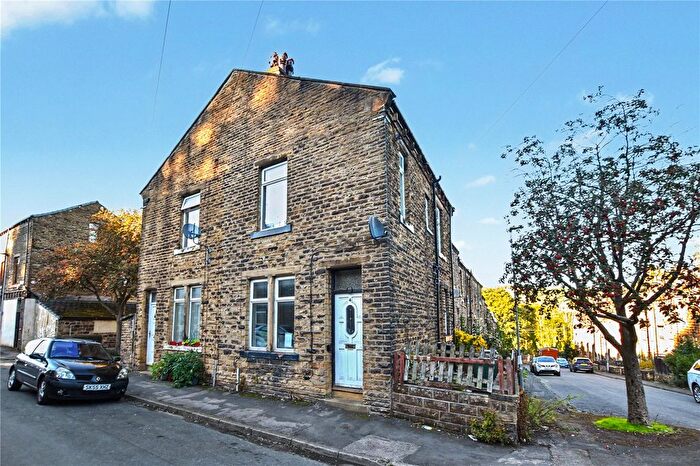 2 Bedroom End Of Terrace House For Sale In Arctic Street, Keighley, West Yorkshire, BD20