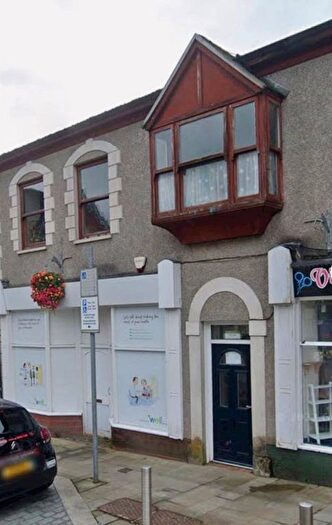 1 Bedroom Flat To Rent In Herbert Street, Pontardawe, Swansea, SA8