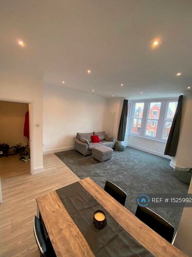 1 Bedroom Flat To Rent In Shakespeare Road, Bedford, MK40