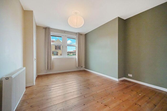 1 Bedroom Flat For Sale In () Granton Road, Edinburgh, EH5