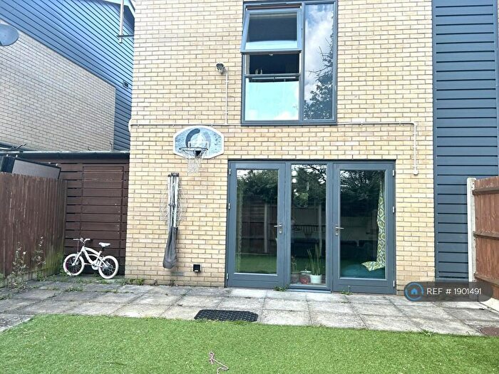 4 Bedroom Semi-Detached House To Rent In Douglas Close, Stanmore, HA7