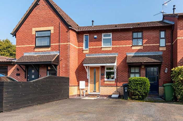 1 Bedroom Terraced House For Sale In Meadow Road, Droitwich, Worcestershire, WR9