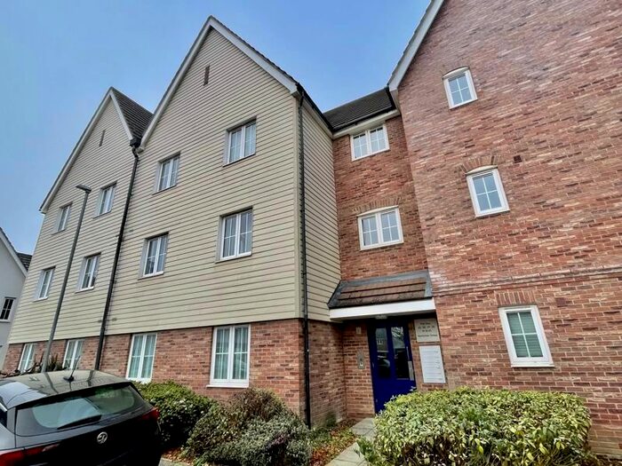 1 Bedroom Flat To Rent In Mortymer Close, Little Canfield, Dunmow, CM6