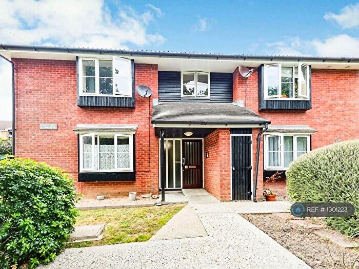 Studio To Rent In Hazebrouck Road, Faversham, ME13