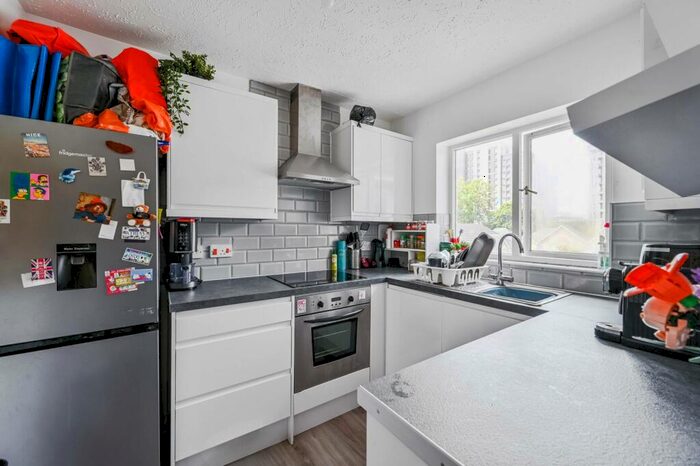 1 Bedroom Flat To Rent In Water Lane, New Cross, London, SE14