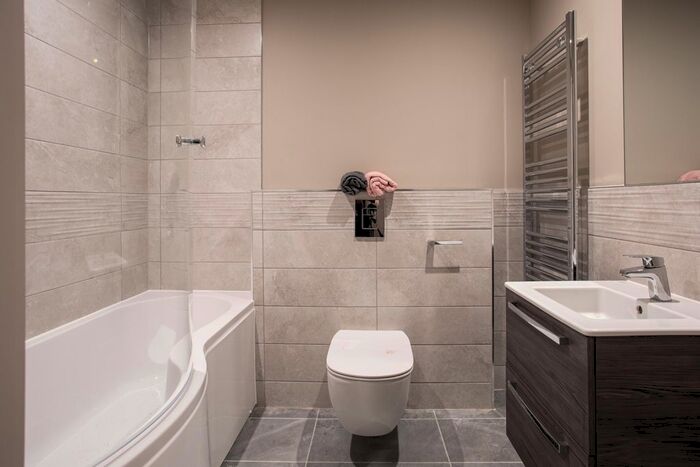 1 Bedroom Flat To Rent In Knocknagoney Road, Belfast, BT4