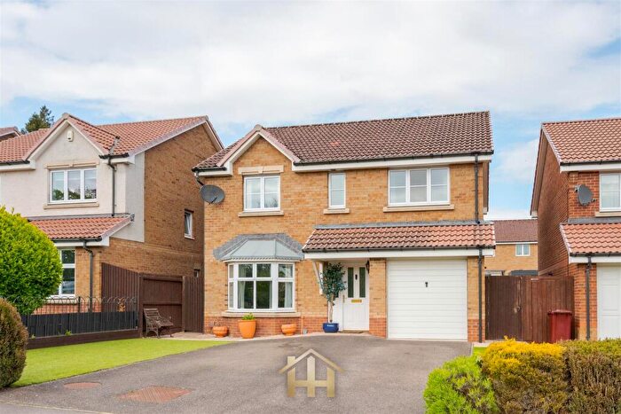 4 Bedroom Detached House For Sale In Troon Gardens, Dundee, DD2