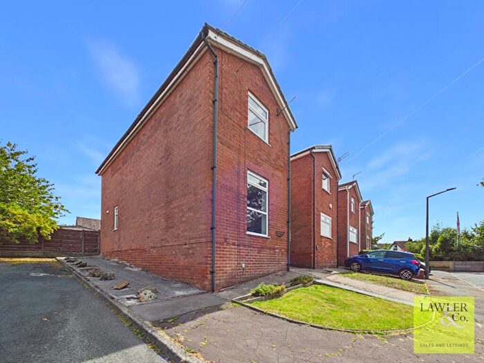 3 Bedroom End Of Terrace House For Sale In Milton Close, Marple, Stockport, Cheshire, SK6