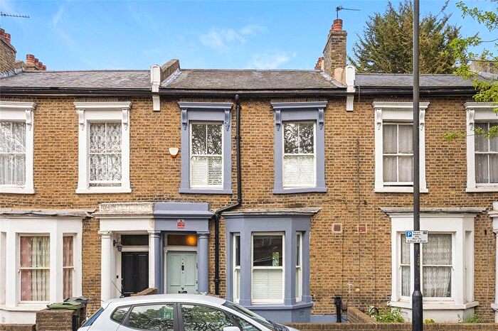 3 Bedroom Terraced House For Sale In Akerman Road, London, SW9