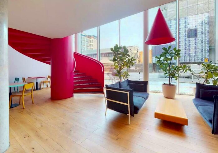 Flat To Rent In Iq Eastside Court, E1