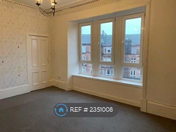 2 Bedroom Flat To Rent In Cathcart Road, Glasgow, G42