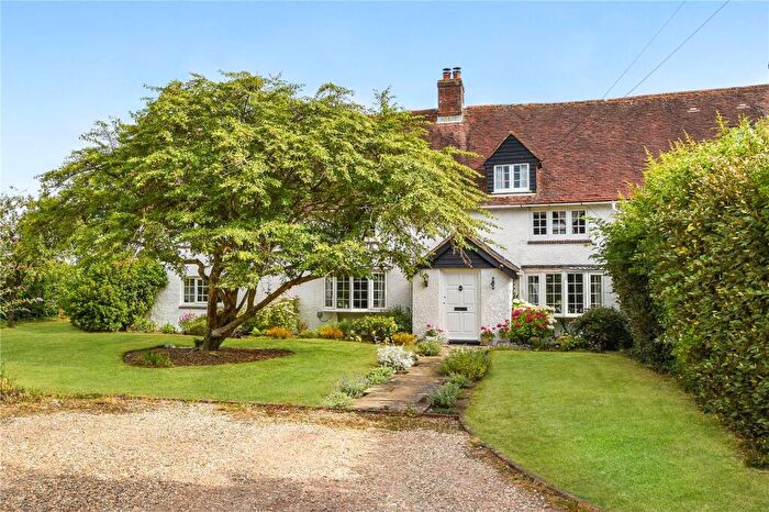 6 Bedroom Semi-Detached House For Sale In West Lavant, Chichester, West Sussex, PO18