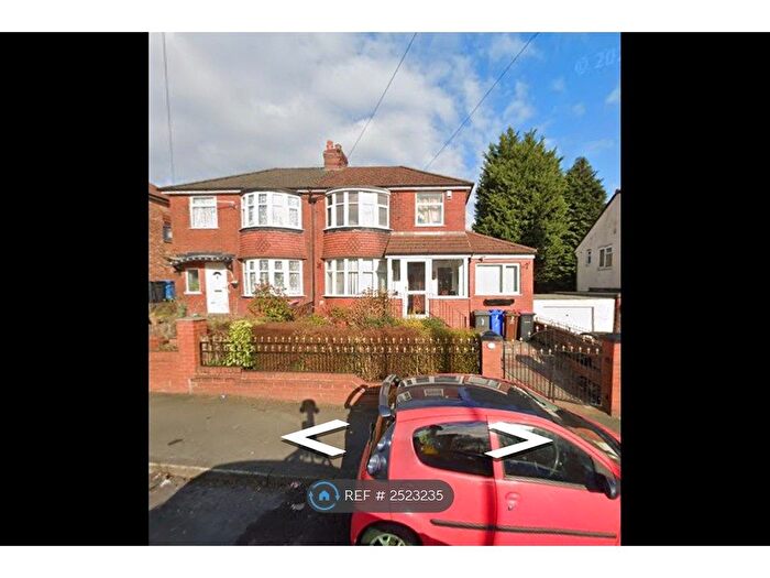 2 Bedroom Semi-Detached House To Rent In Coniston Avenue, Manchester, M38