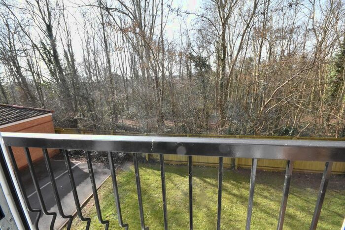 1 Bedroom Flat To Rent In Wyncliffe Gardens, Pentwyn, CF23
