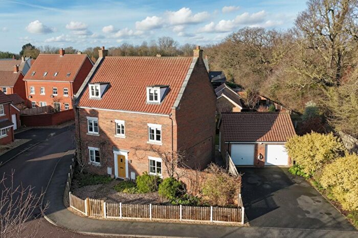 5 Bedroom Detached House For Sale In Pelargonium Drive, Wymondham, NR18