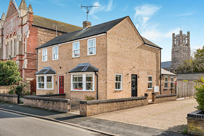 2 Bedroom Semi Detached House For Sale In Chapel Street, Ely, Cambridgeshire, CB6